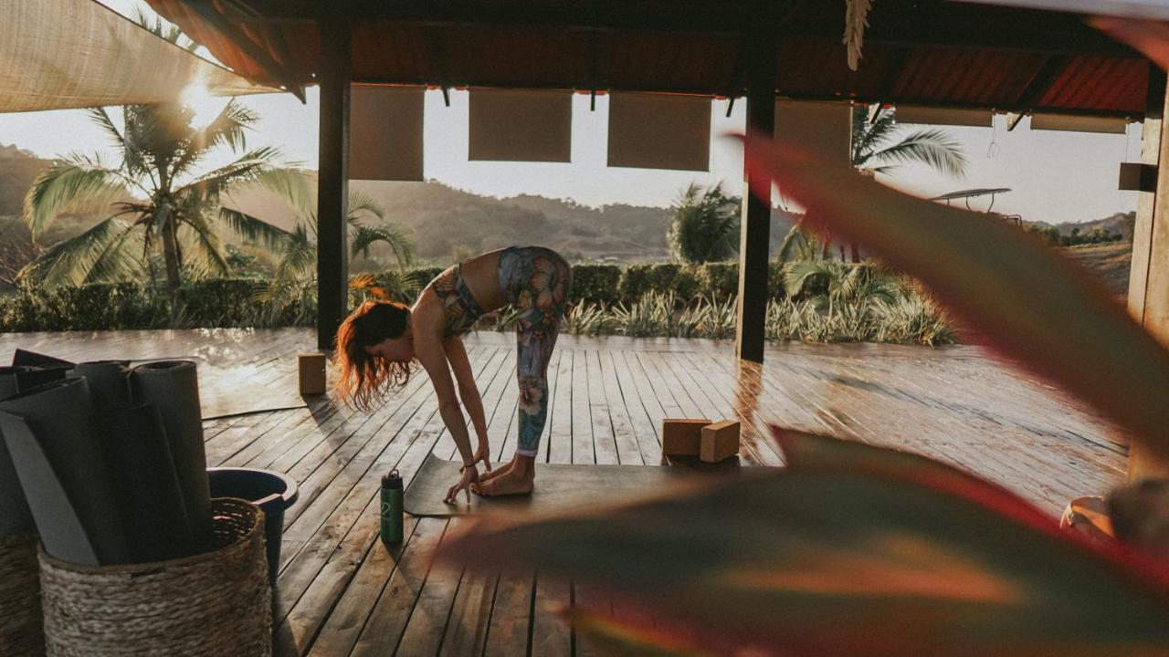 Surf Synergy All-Inclusive Surf Retreat Jacó Екстериор снимка