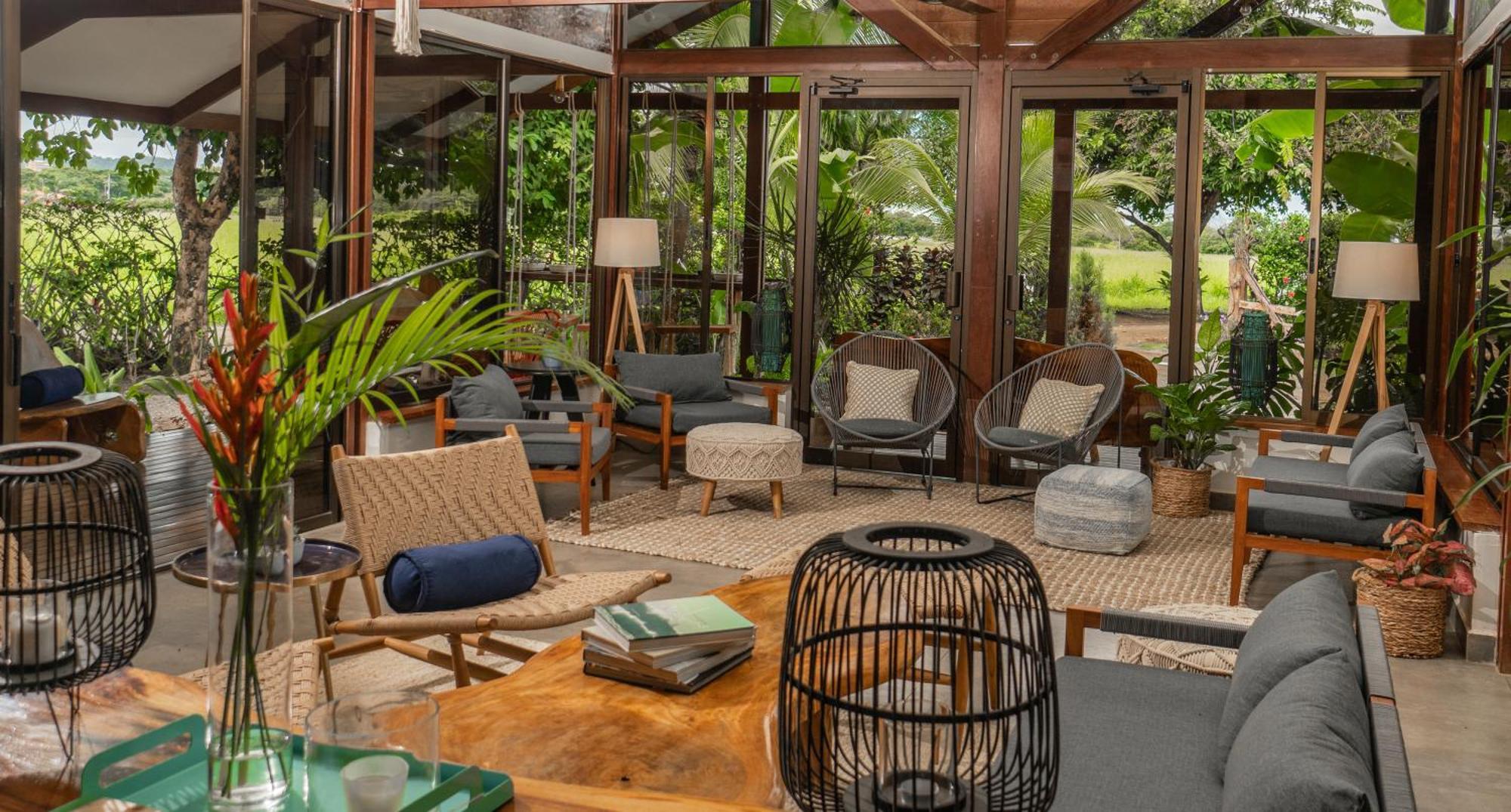 Surf Synergy All-Inclusive Surf Retreat Jacó Екстериор снимка