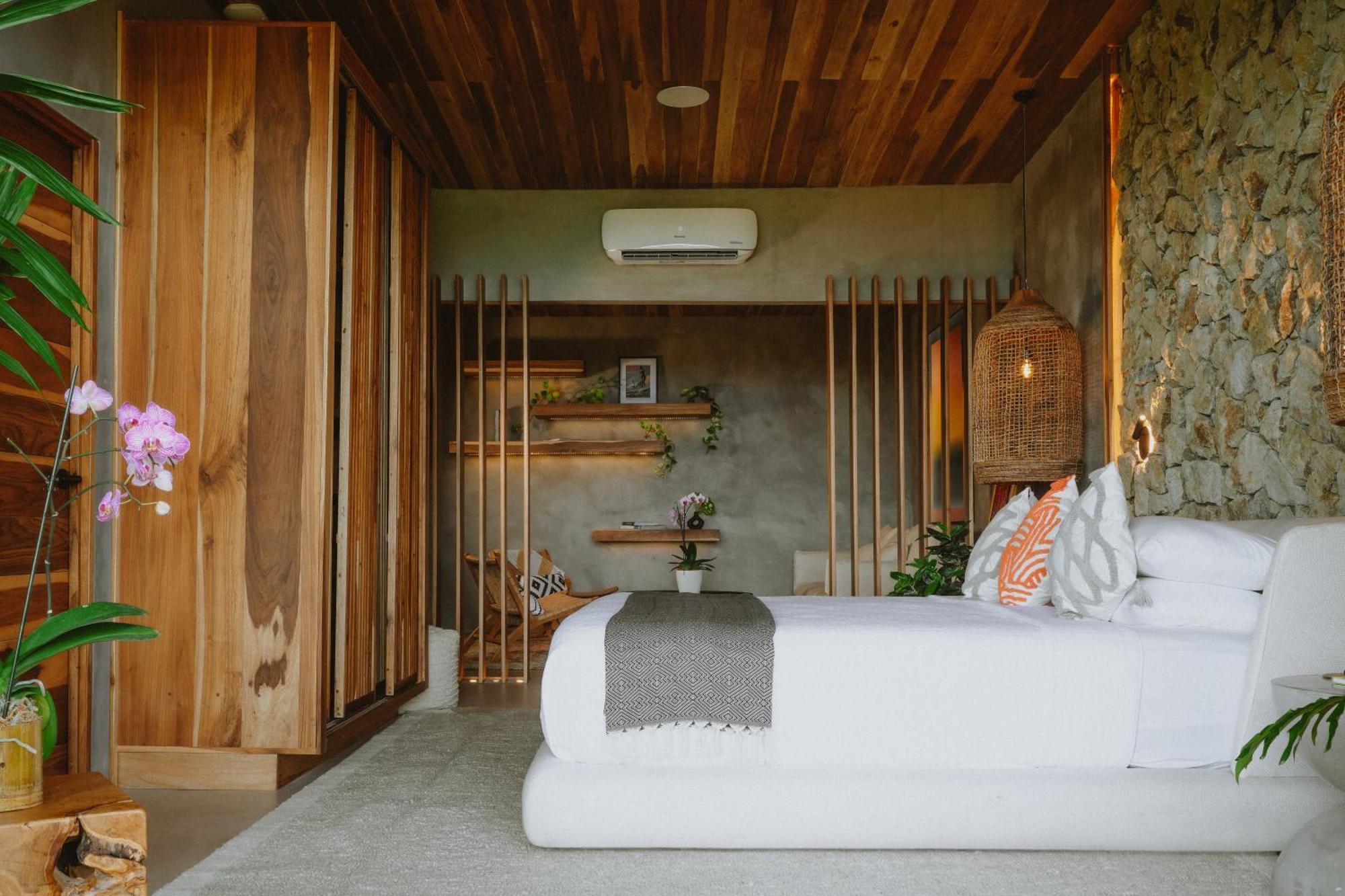 Surf Synergy All-Inclusive Surf Retreat Jacó Екстериор снимка